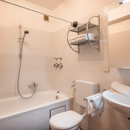 Ferienwohnanlage-oberaudorf F 2mit Hallenbad Und Sauna